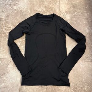 lululemon athletica Black Long Sleeve Tee